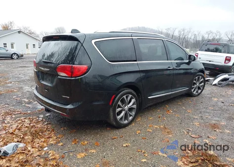 2017 Chrysler Pacifica Limited z USA, uszkodzony, nr VIN 2C4RC1GG0HR514326